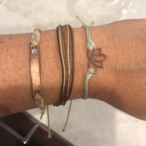 Set of 3 Pura Vida bracelets